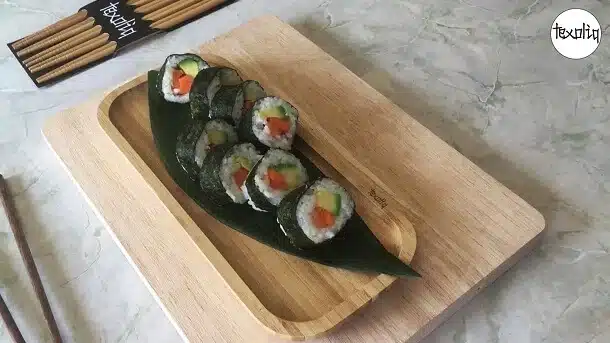 ricetta tradizionale maki sushi step 4