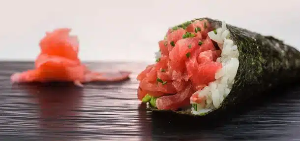 Tradycyjny przepis na sushi temaki